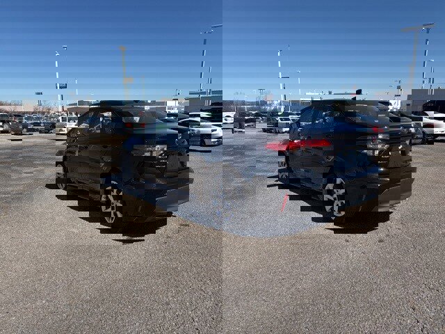 Used 2025 Toyota Corolla LE image 5