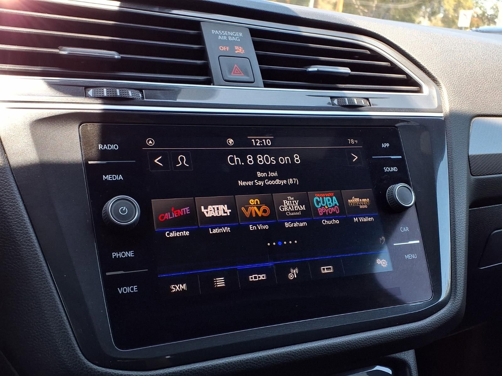 Certified 2023 Volkswagen Tiguan SE R-Line FWD image 8