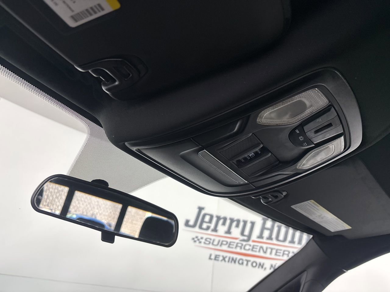 Used 2022 RAM 3500 Tradesman image 16