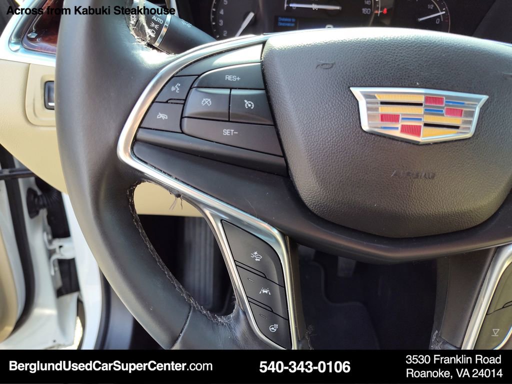 Used 2017 Cadillac XT5 Luxury w/ Driver Awareness Package image 19