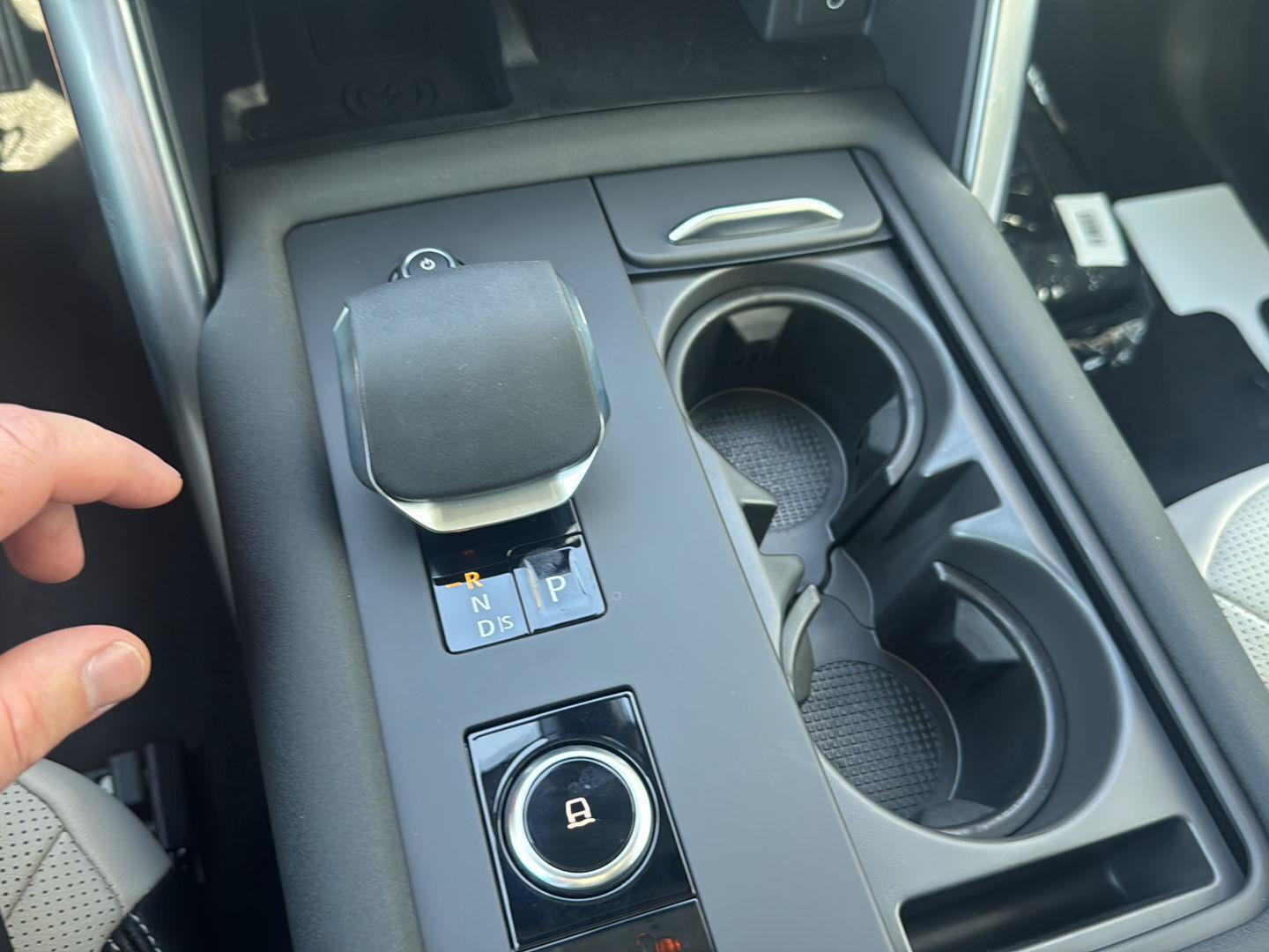New 2026 Land Rover Discovery S AWD/4WD image 34