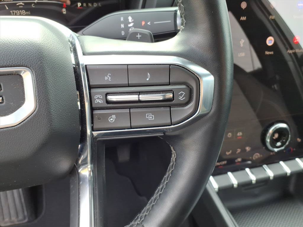 Used 2025 GMC Terrain Elevation w/ Technology Package II AWD/4WD image 28