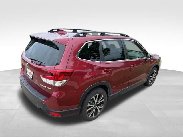 Used 2022 Subaru Forester Limited image 3