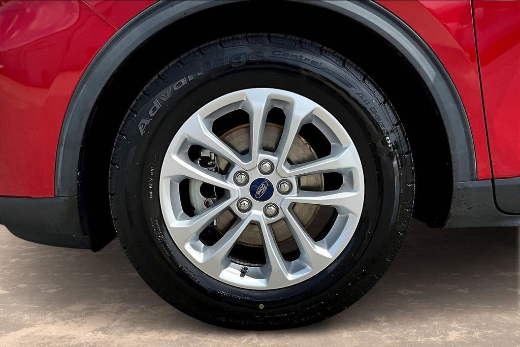 Used 2020 Ford Escape SE image 35