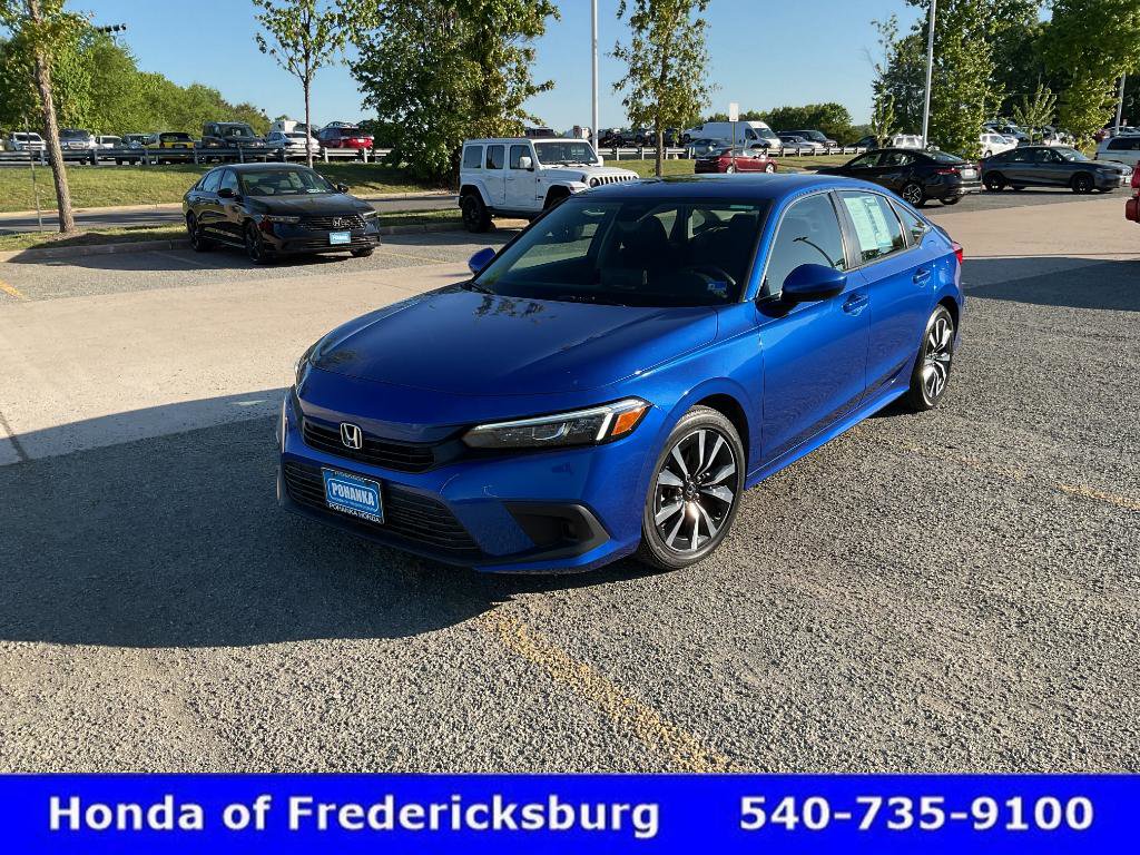 Used 2022 Honda Civic EX image 2