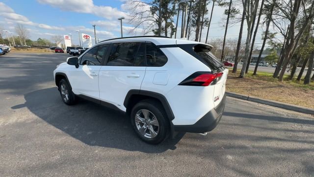 Used 2025 Toyota RAV4 XLE image 12