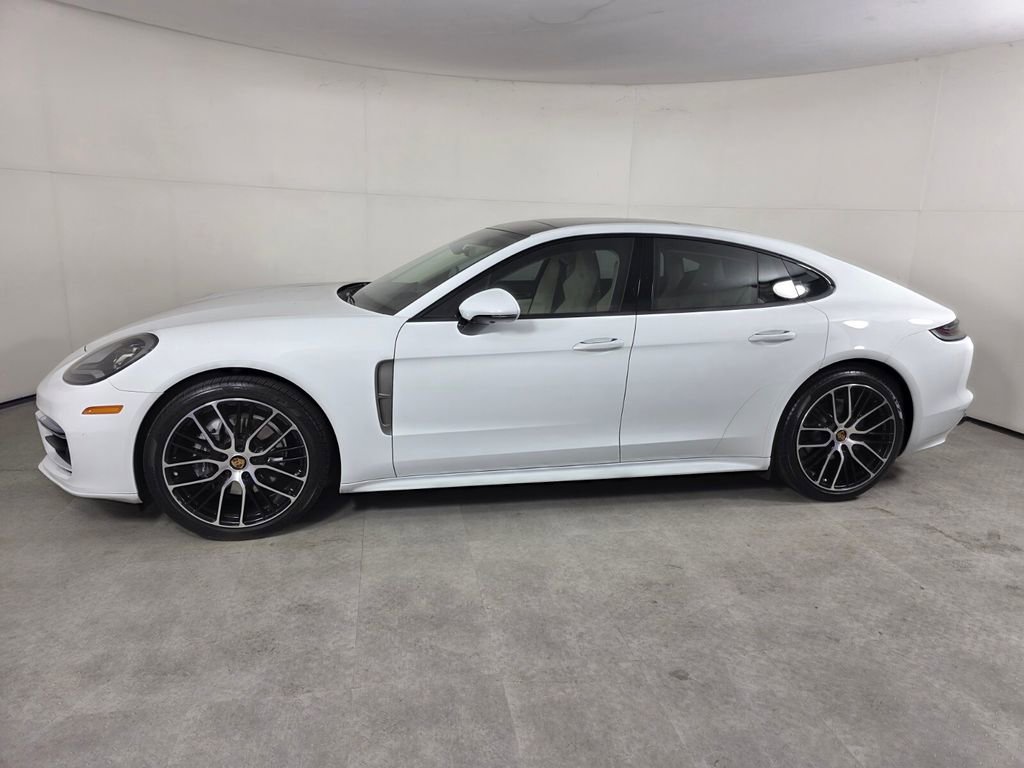Used 2023 Porsche Panamera image 7