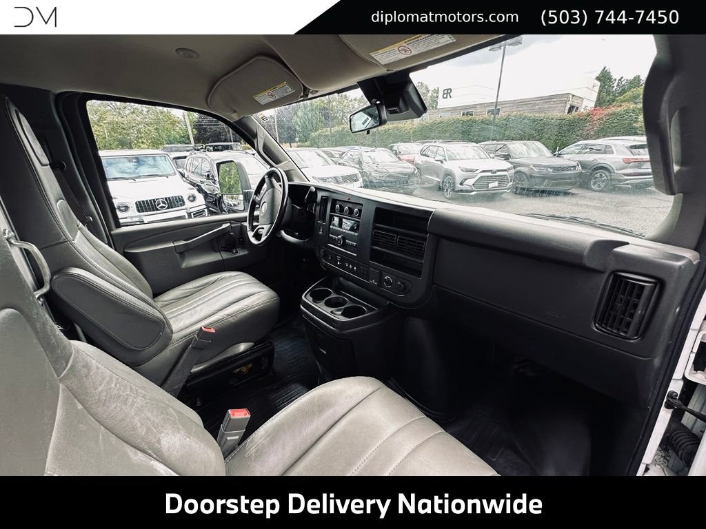 Used 2021 Chevrolet Express 4500 Extended w/ Power Convenience Package RWD image 19