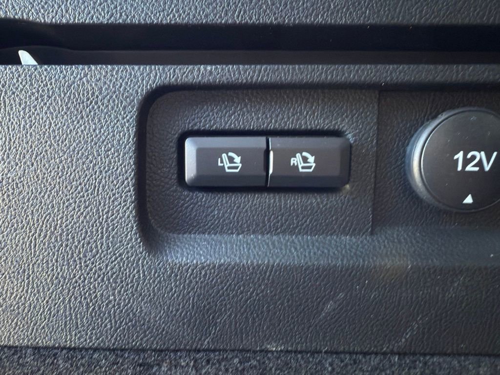 Used 2022 Lincoln Nautilus Reserve w/ Luxury Package image 11