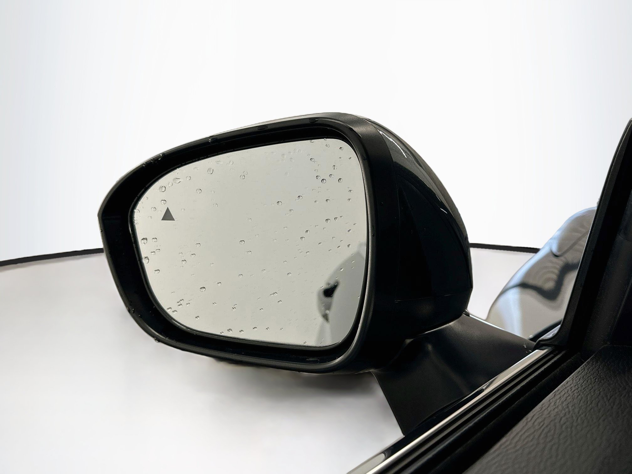 Used 2024 Mitsubishi Outlander SE AWD/4WD image 16