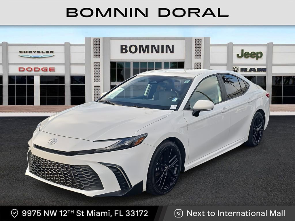 Used 2025 Toyota Camry SE