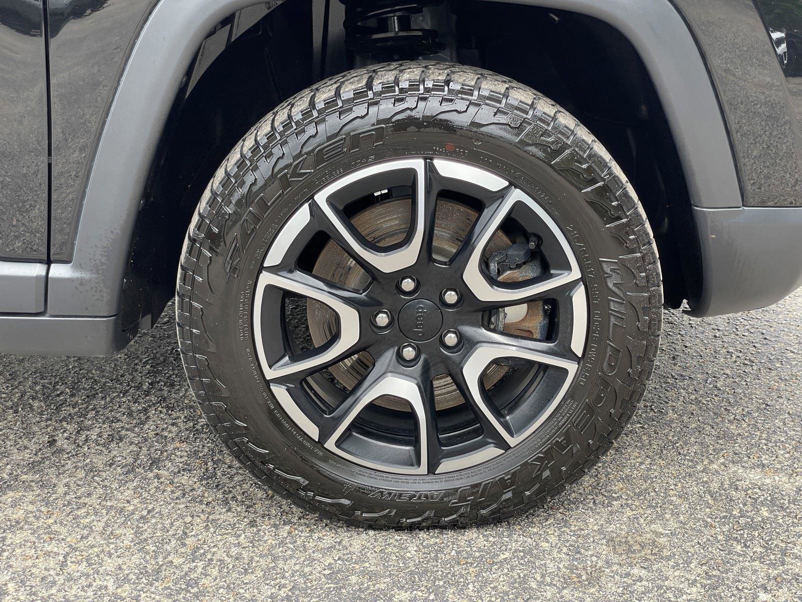 Used 2024 Jeep Compass Trailhawk w/ Trailhawk Elite Group image 52