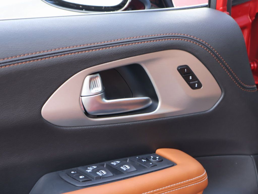 New 2026 Chrysler Pacifica Pinnacle AWD/4WD image 21