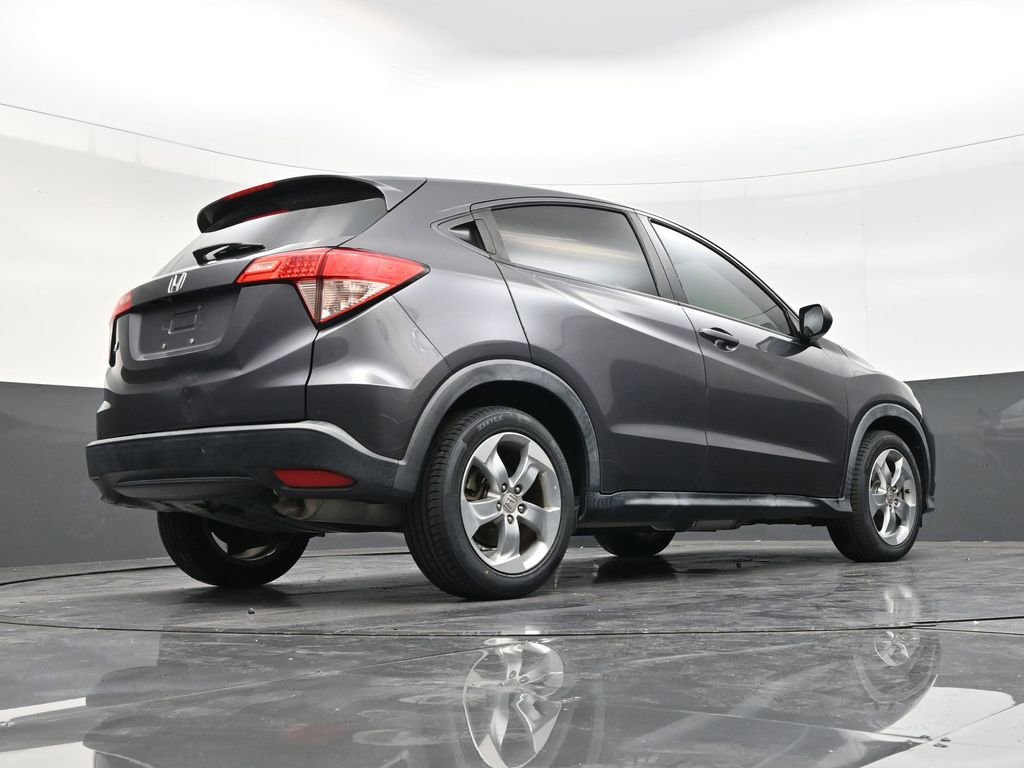 Used 2016 Honda HR-V LX image 24