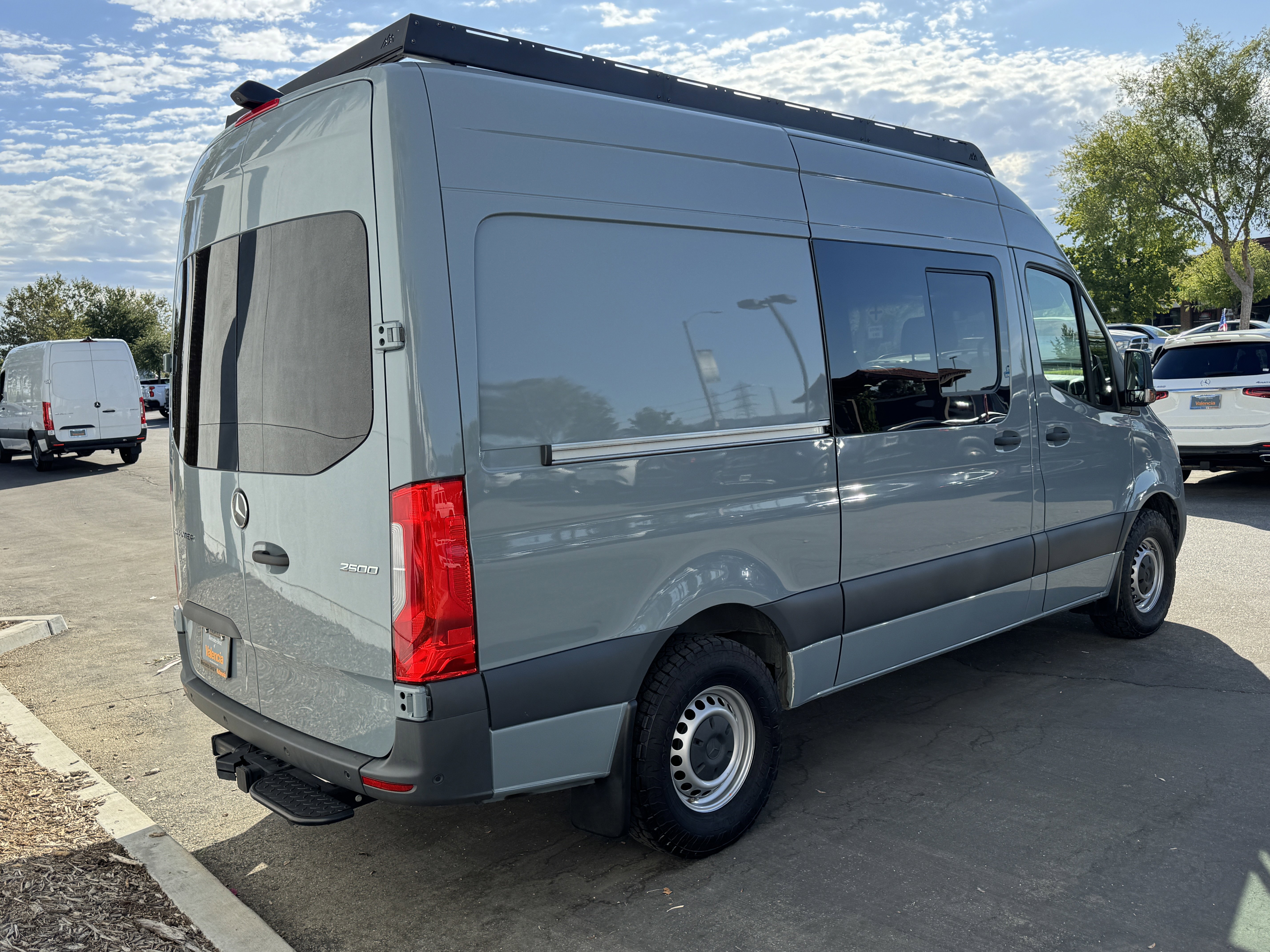 Used 2023 Mercedes-Benz Sprinter 2500 image 8