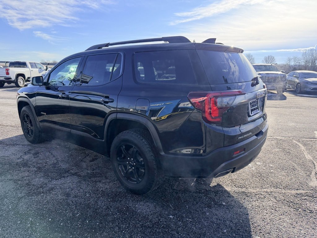 Used 2022 GMC Acadia AT4 image 4