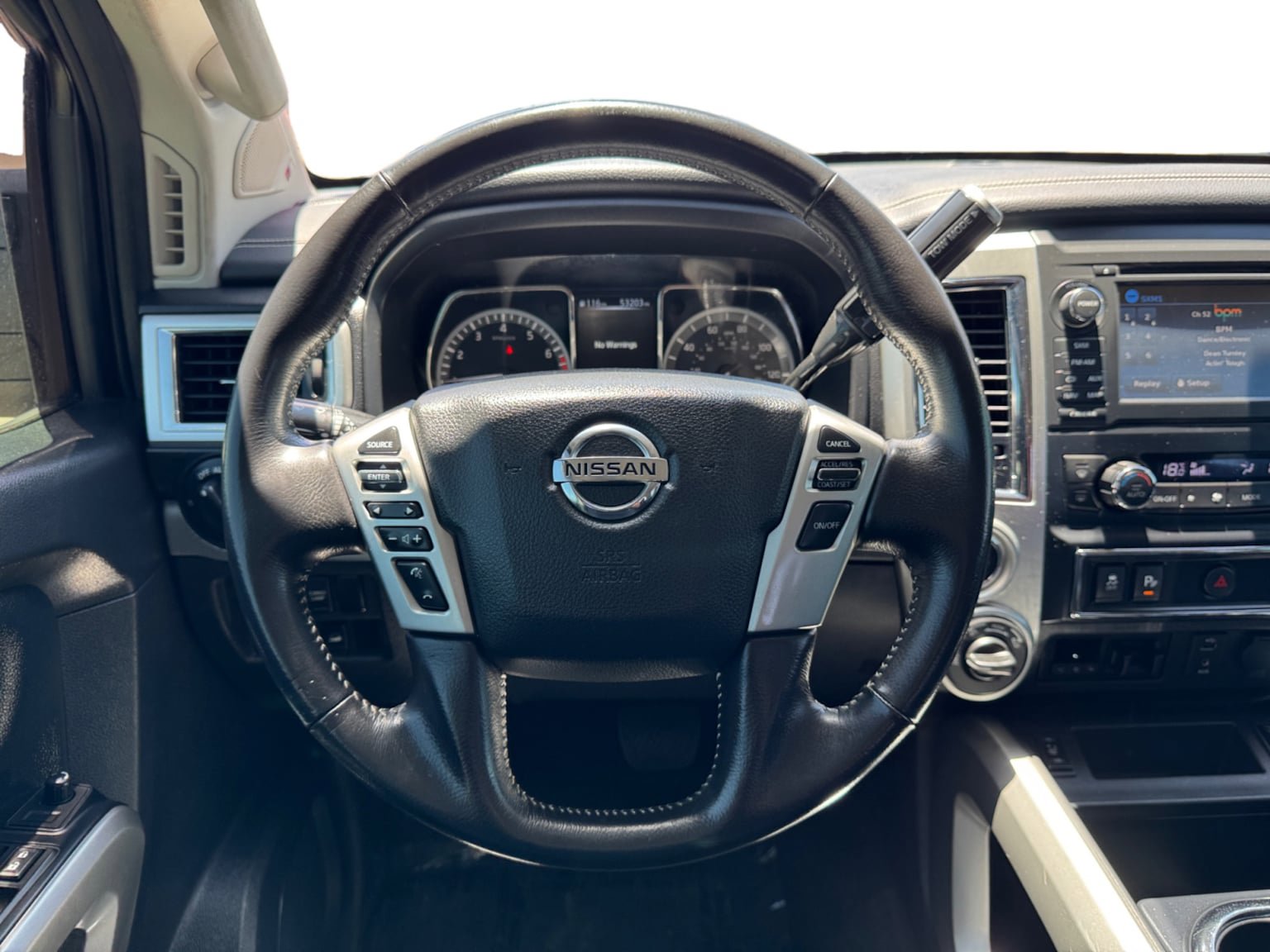 Used 2018 Nissan Titan PRO-4X AWD/4WD image 13
