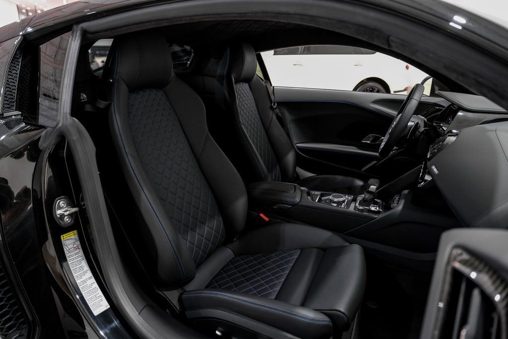 Used 2020 Audi R8 V10 performance image 32