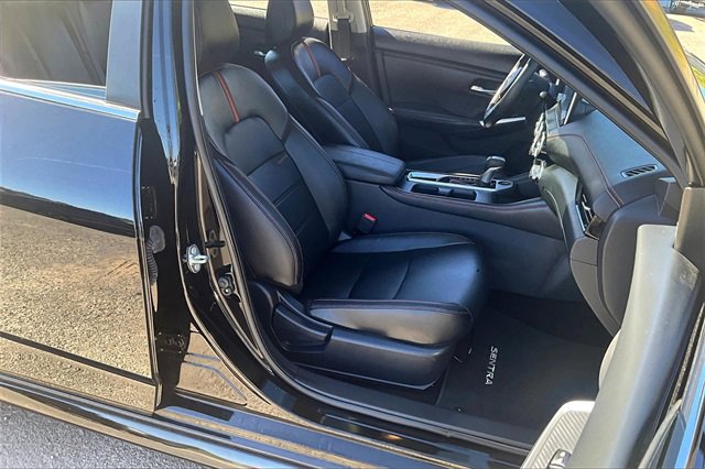 Used 2024 Nissan Sentra SR w/ SR Premium Package image 7