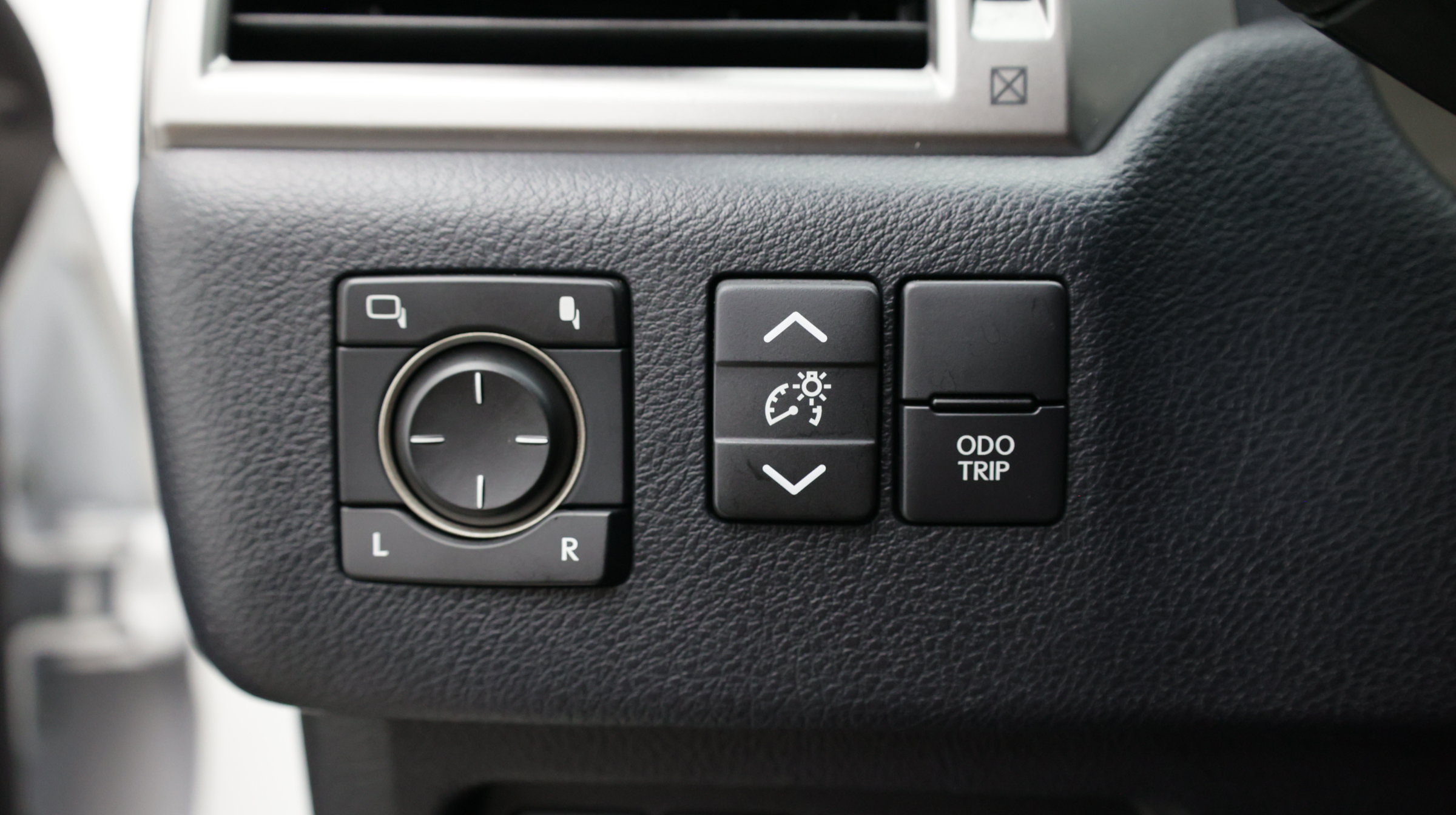 Used 2022 Lexus GX 460 Premium w/ Accessory Package AWD/4WD image 28