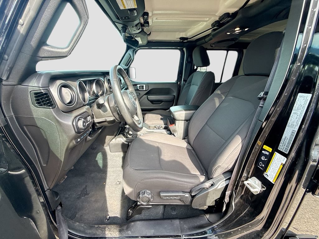 Used 2023 Jeep Wrangler Unlimited w/ Cold Weather Group AWD/4WD image 23
