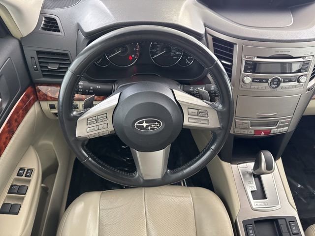 Used 2011 Subaru Outback 2.5i Limited image 25