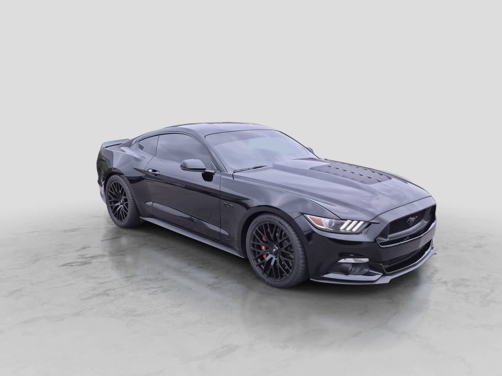 Used 2015 Ford Mustang GT Premium RWD image 2