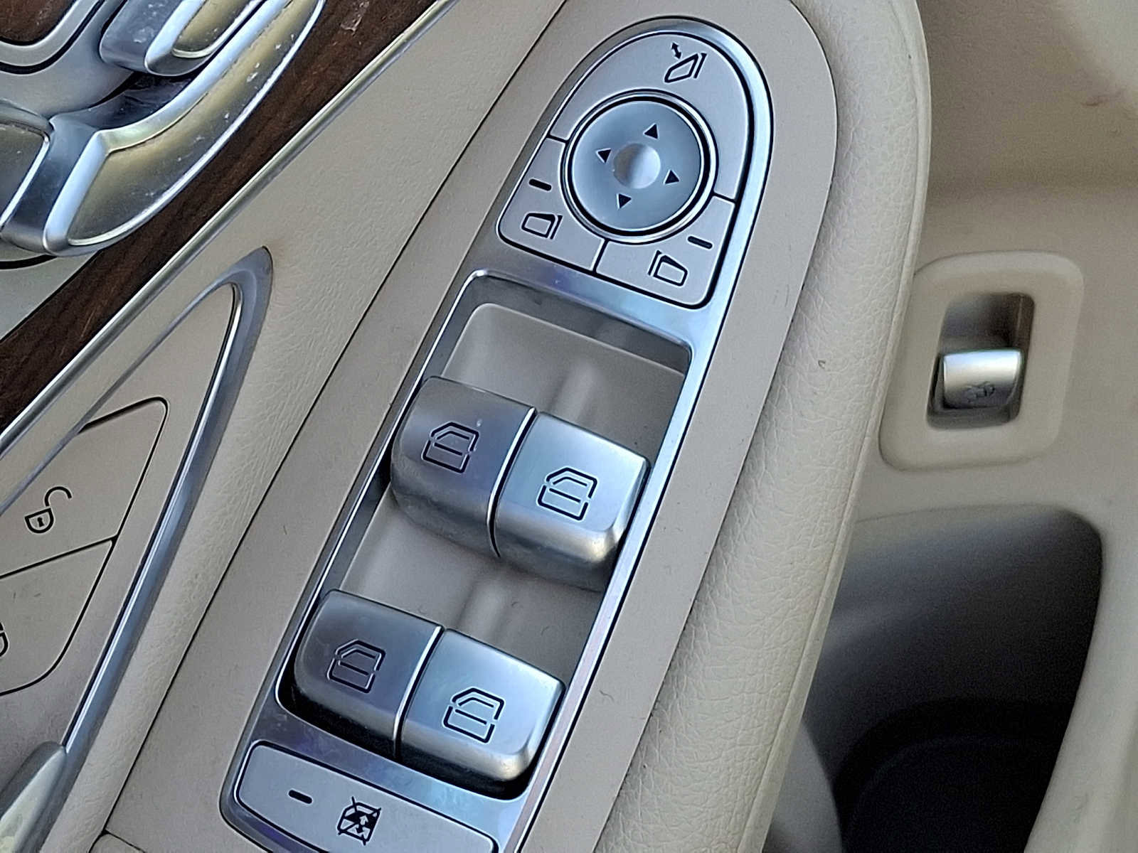 Certified 2022 Mercedes-Benz GLC 300 4MATIC image 24