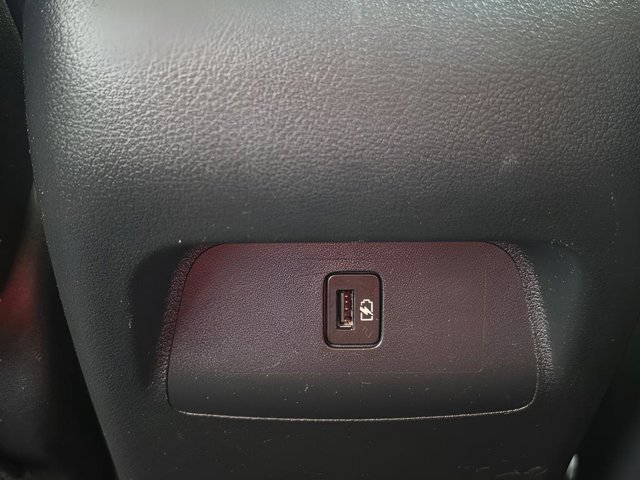 Certified 2022 Nissan Sentra SR w/ Midnight Edition FWD image 17