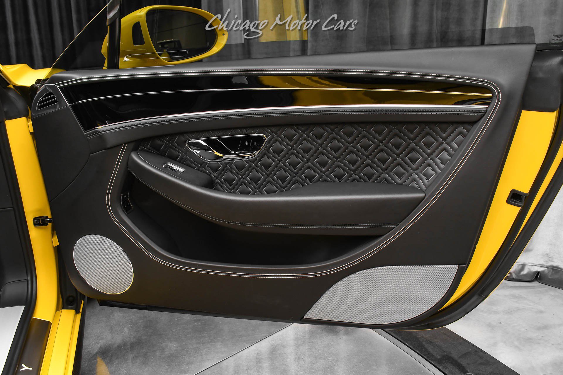 Used 2020 Bentley Continental GT V8 image 31