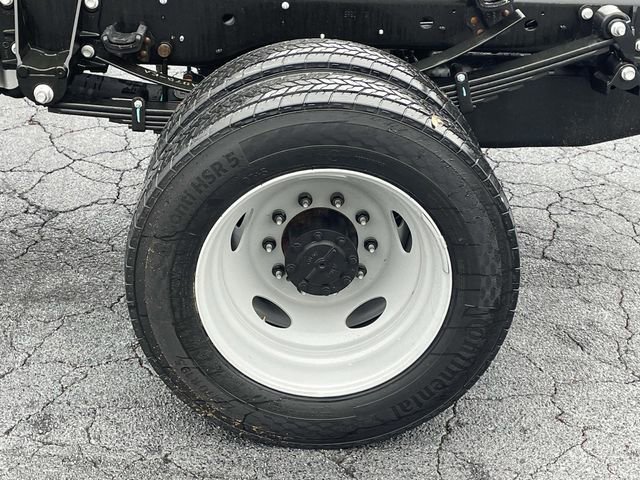 New 2026 Ford F550 4x4 Regular Cab Super Duty image 21