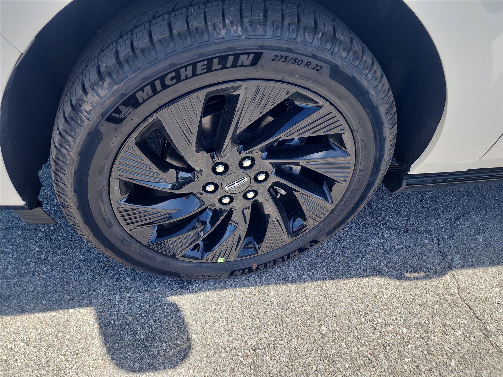 New 2027 Lincoln Navigator Reserve w/ Jet Appearance Package AWD/4WD image 9