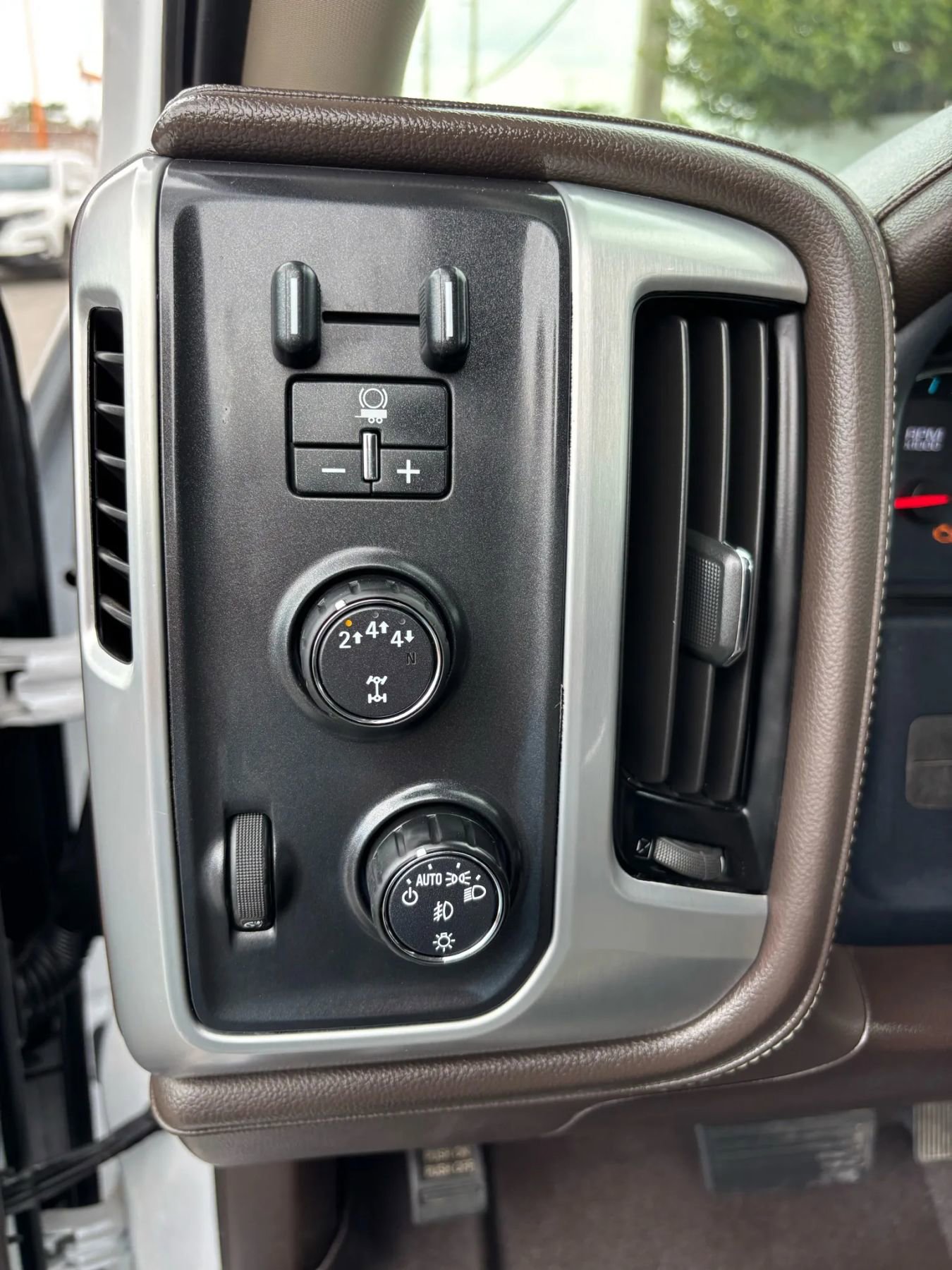 Used 2019 GMC Sierra 2500 SLT w/ Duramax Plus Package image 15