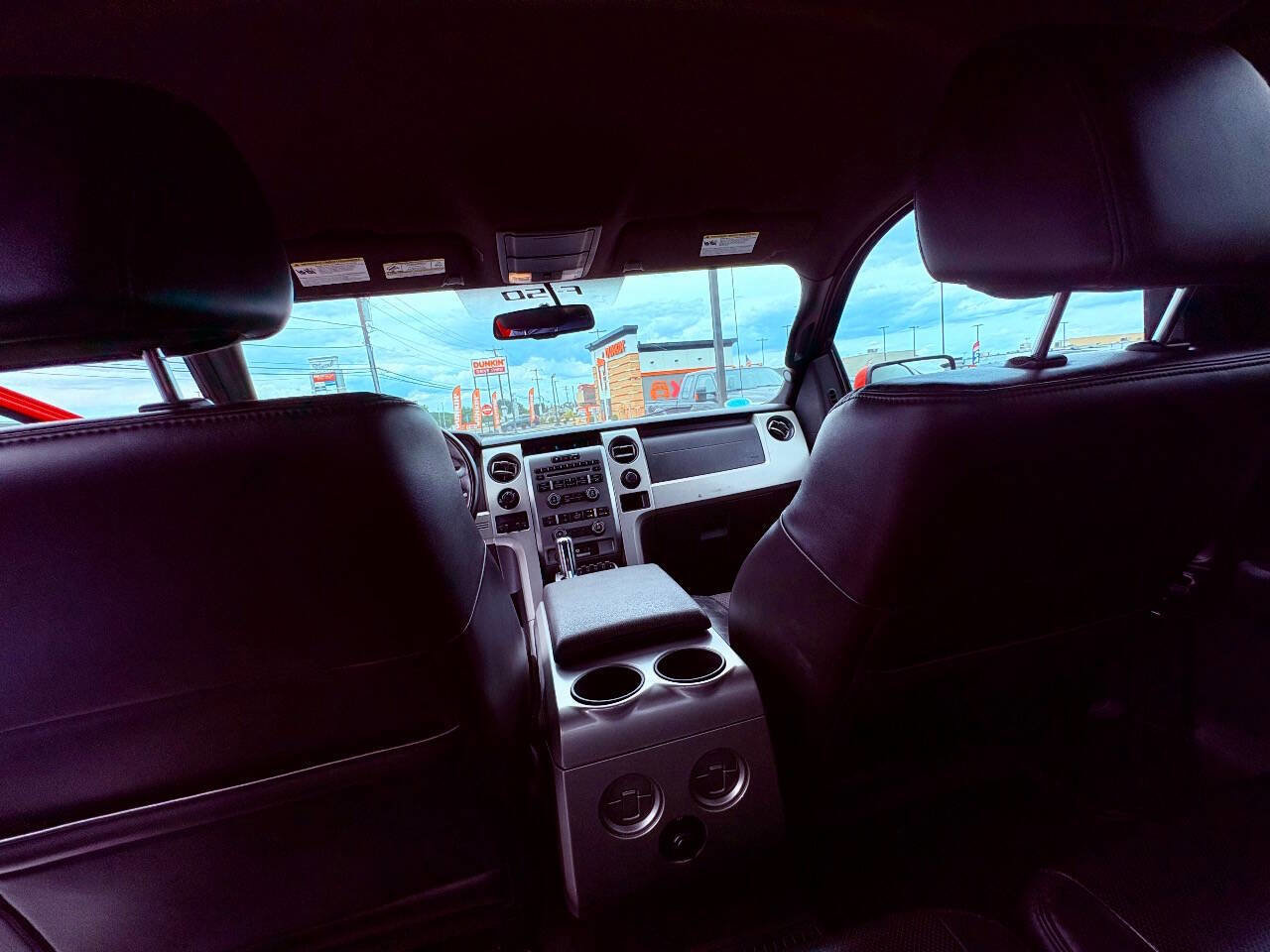 Used 2010 Ford F150 Raptor image 24