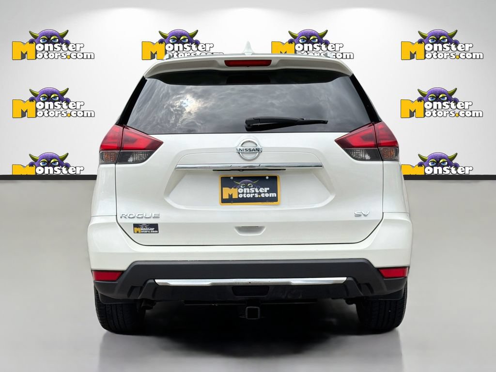 Used 2017 Nissan Rogue SV FWD image 6