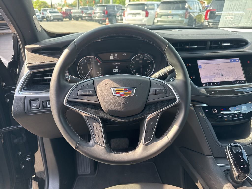 Used 2025 Cadillac XT5 Premium Luxury AWD/4WD image 11