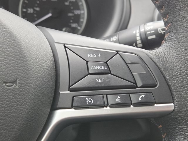 Used 2020 Nissan Kicks SR FWD image 9