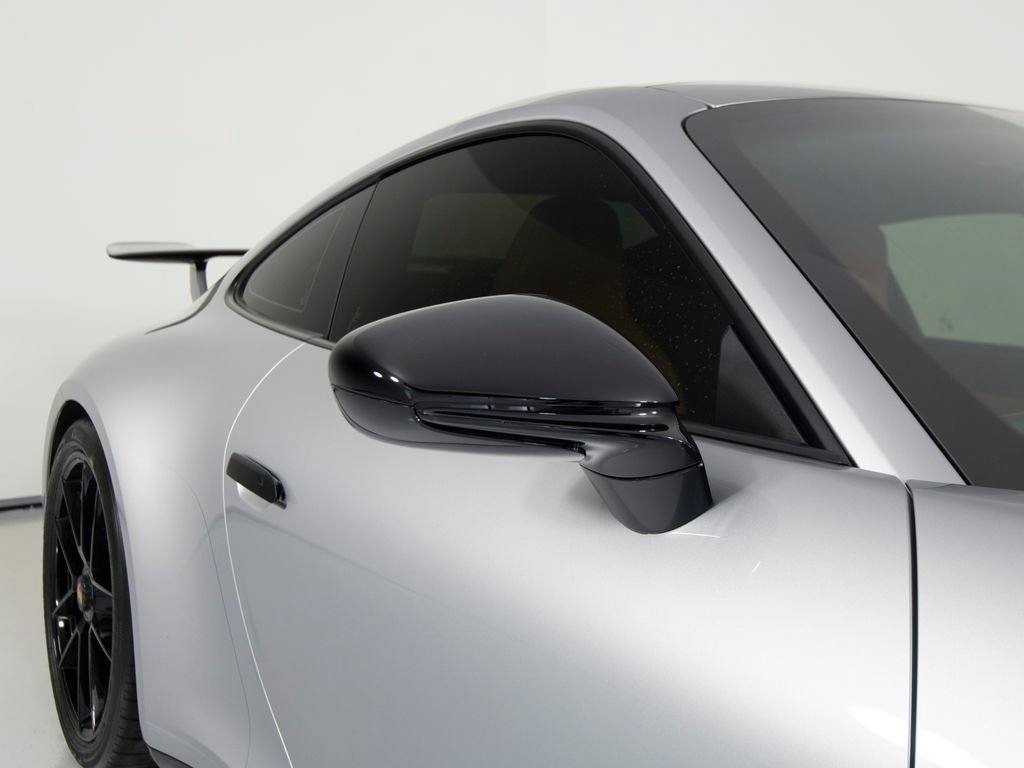 Certified 2026 Porsche 911 Carrera GTS RWD image 44