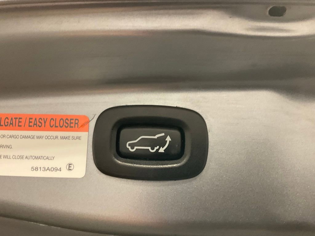 Used 2016 Mitsubishi Outlander GT AWD/4WD image 35