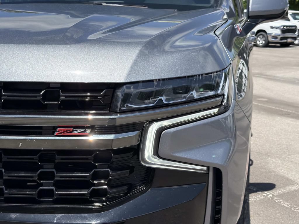 Used 2022 Chevrolet Tahoe Z71 w/ Luxury Package AWD/4WD image 10