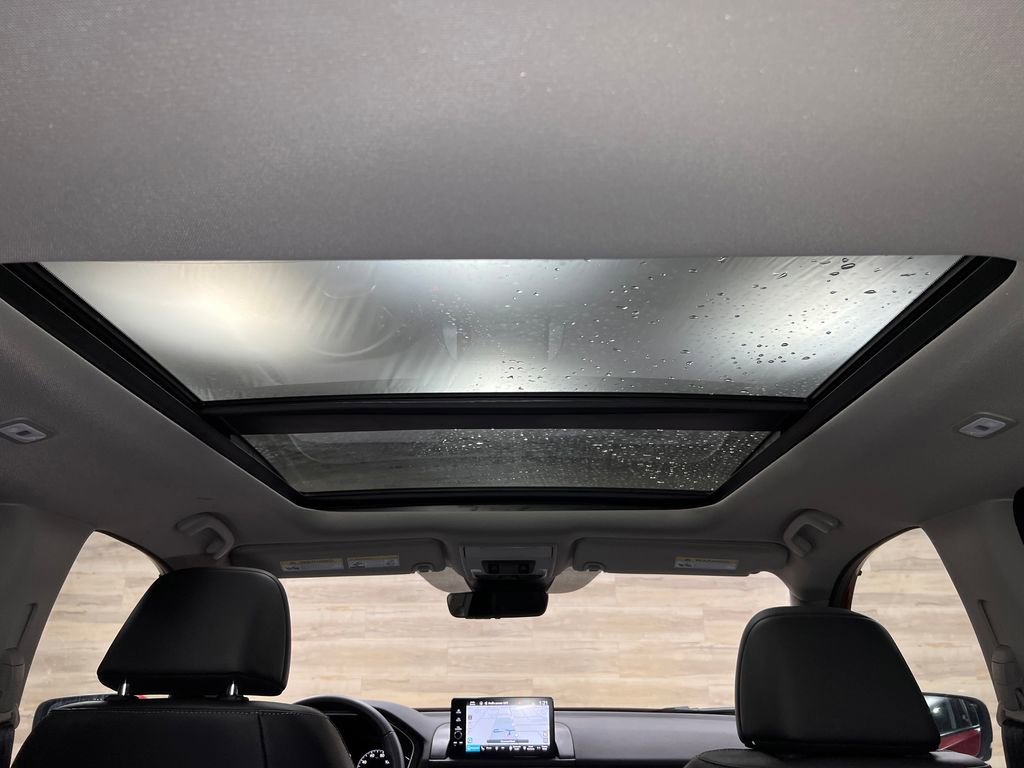 Used 2023 Honda Pilot Touring image 15