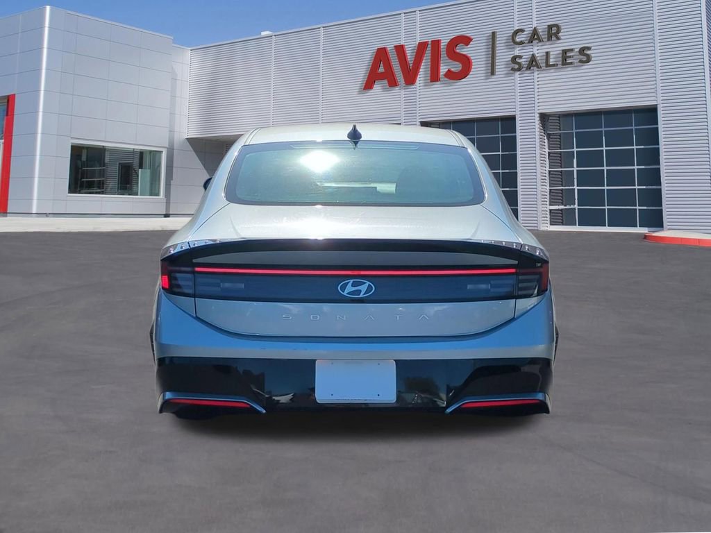 Used 2025 Hyundai Sonata SEL FWD image 7