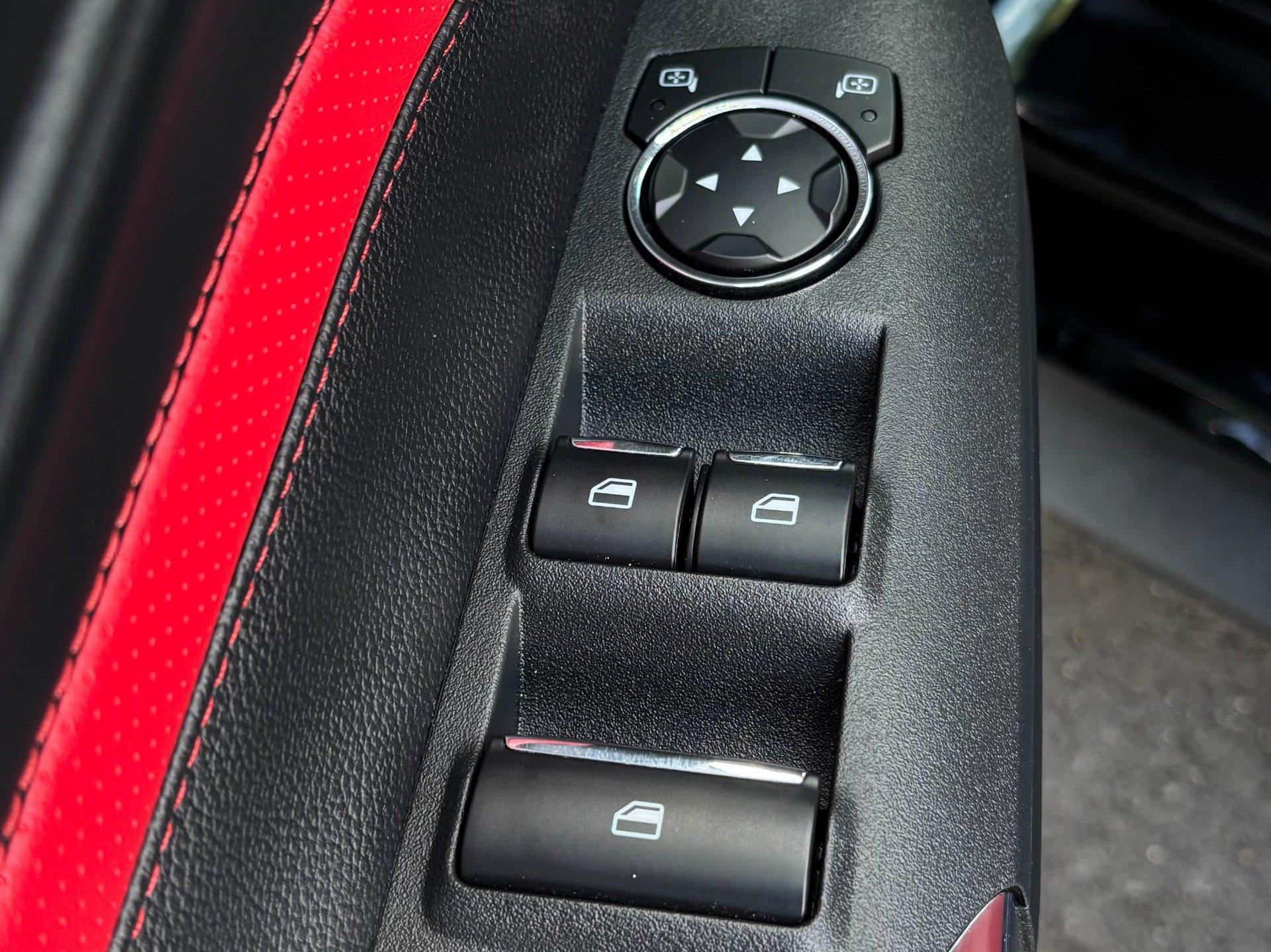 Used 2020 Ford Mustang GT Premium w/ Equipment Group 401A RWD image 54