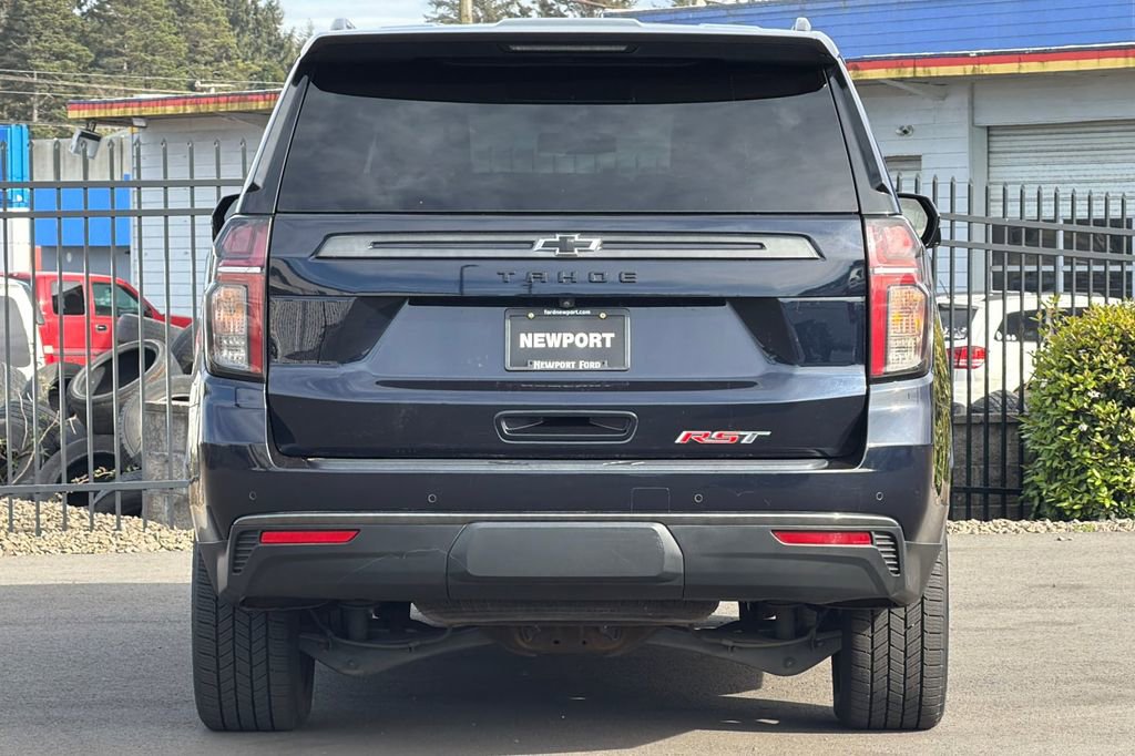 Used 2022 Chevrolet Tahoe RST w/ Luxury Package AWD/4WD image 4