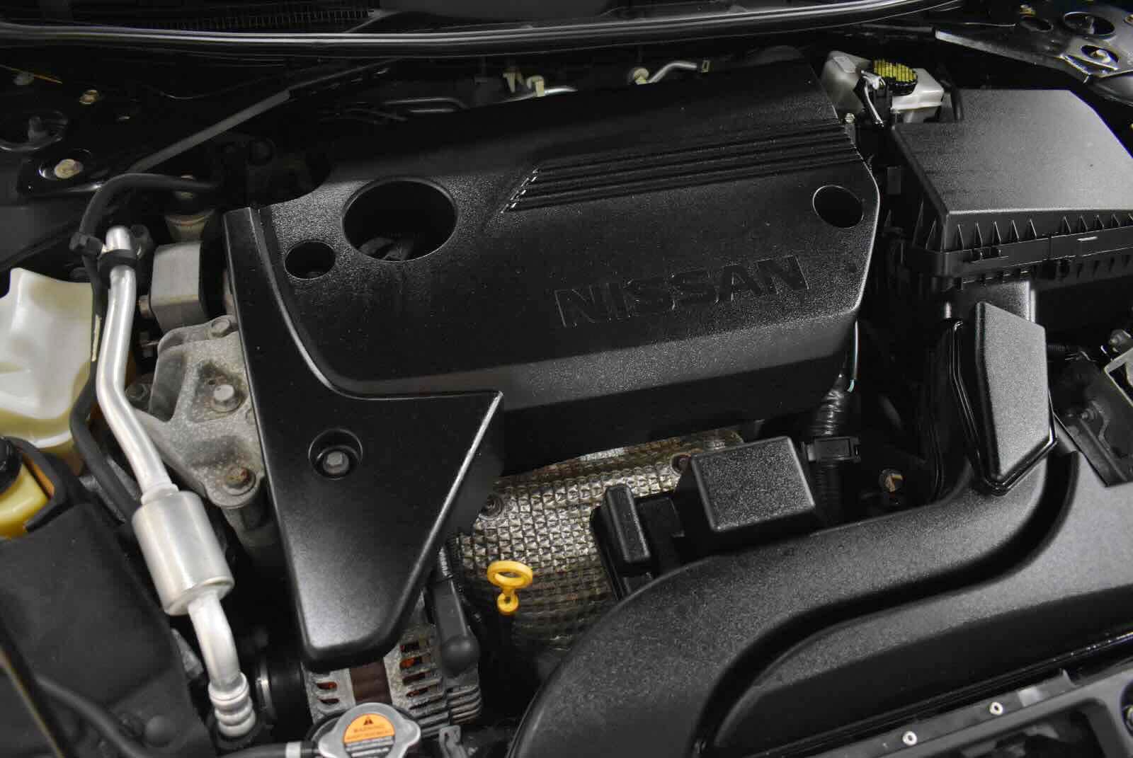 Used 2018 Nissan Altima 2.5 SR FWD image 32