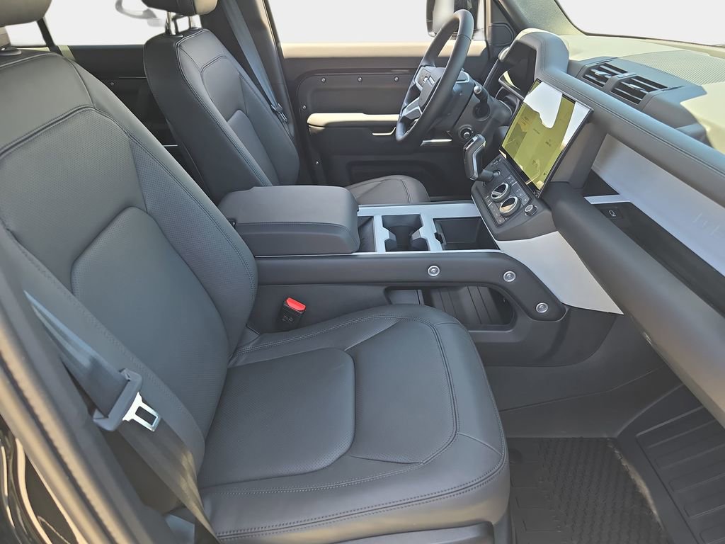 New 2026 Land Rover Defender 110 X-Dynamic SE AWD/4WD image 10