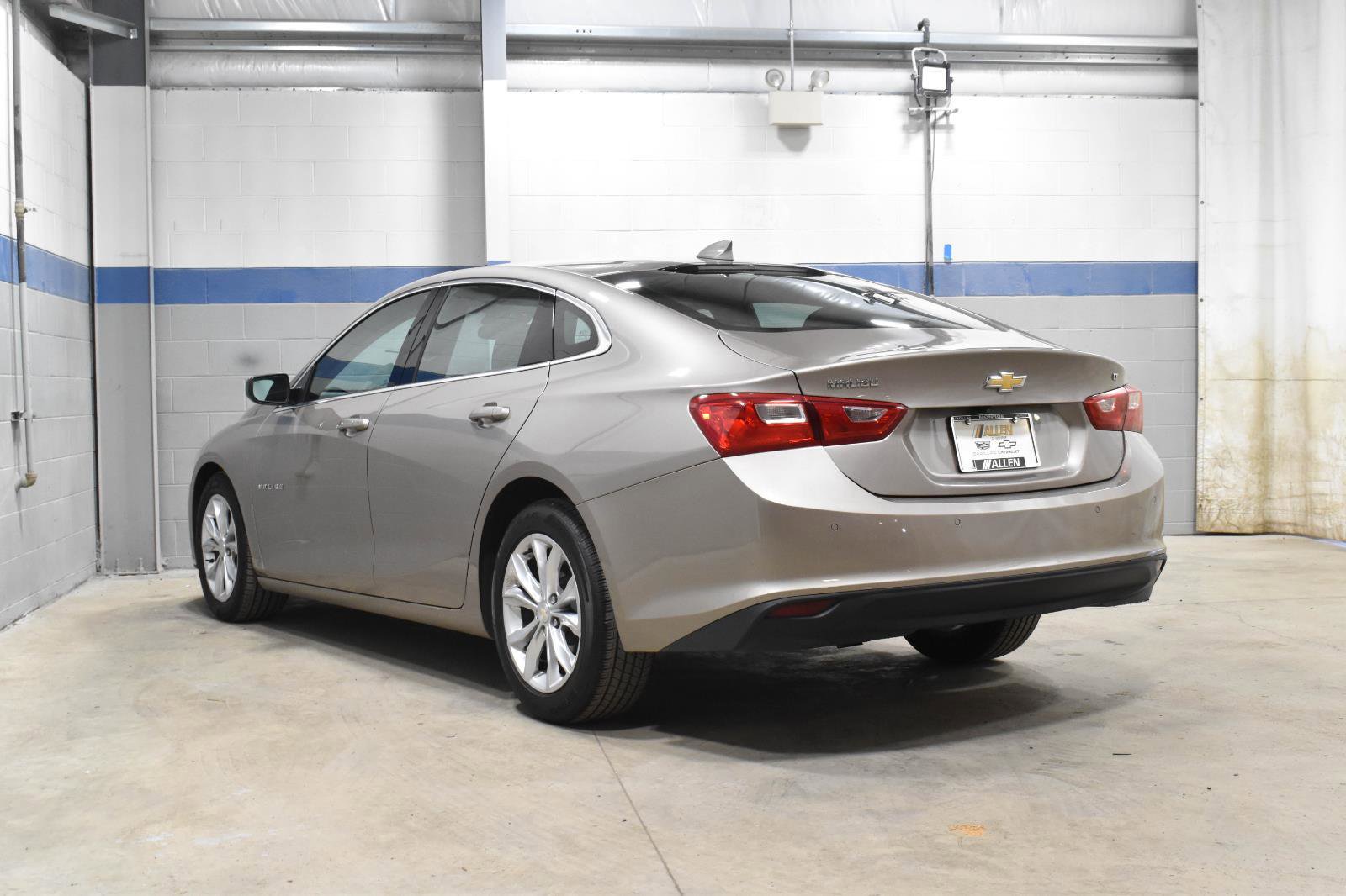 Used 2023 Chevrolet Malibu LT w/ Driver Confidence Package FWD image 25