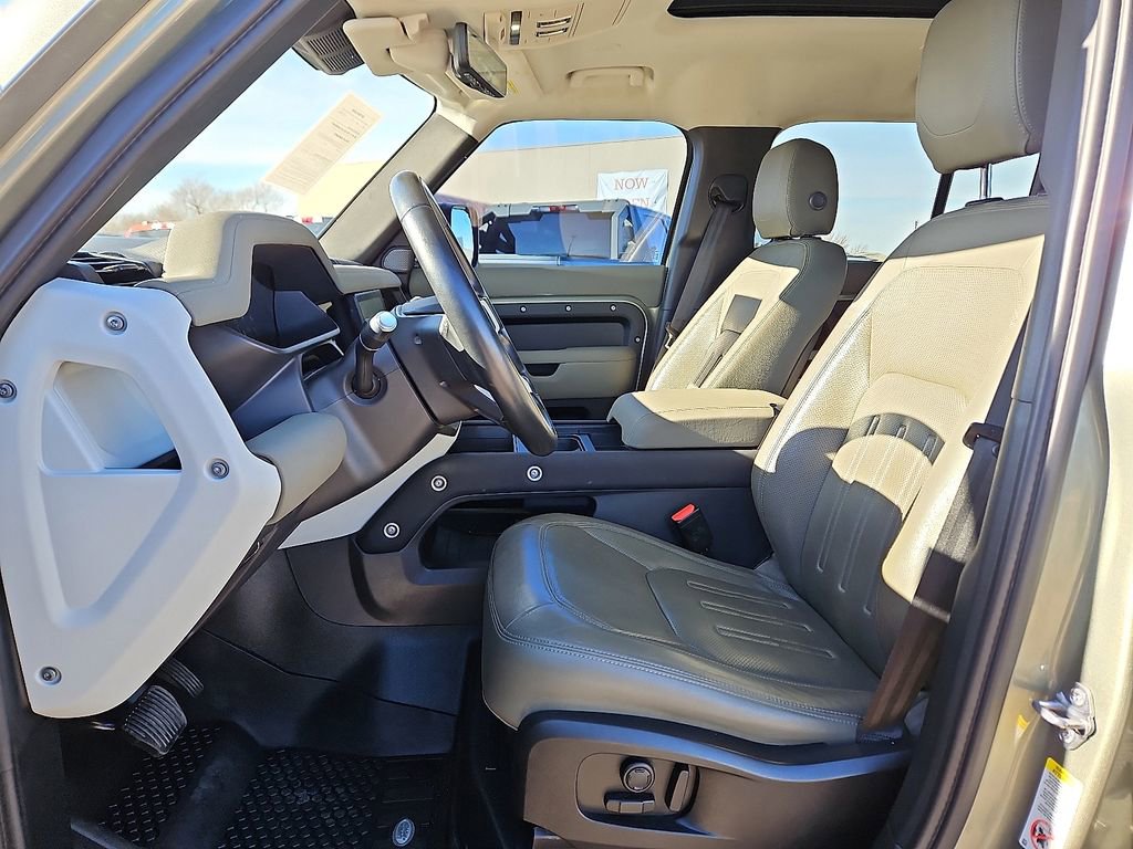 Used 2021 Land Rover Defender 110 SE image 9