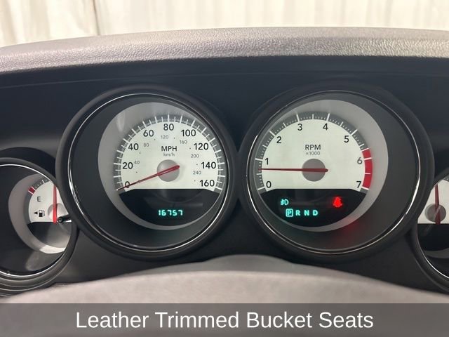 Used 2010 Dodge Challenger R/T image 17