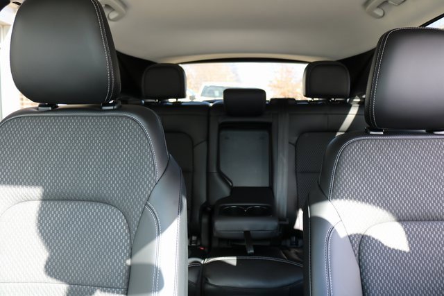 Used 2024 Ford Escape SE image 26